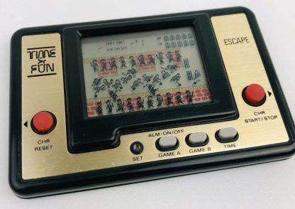 V-Tech Time & Fun Escape 1981 LCD Handheld Game Boxed vB - Image 7